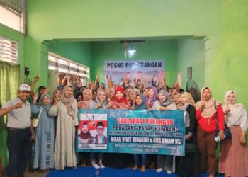 Pedagang Pasar Kota Rembang Kompak Dukung Vivit-Umam