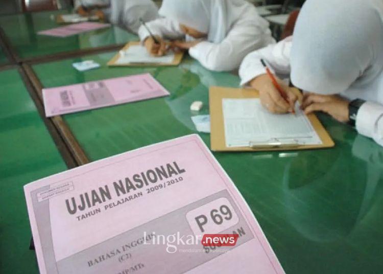 Rencana UN Diterapkan Lagi, DPR Usul Pengkajian Lebih Dalam