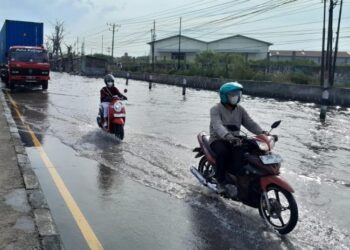 Rob di Demak Merambah ke Jalan Pantura hingga Perumahan Warga