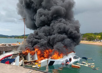 Tragis, Kapal Rombongan Cagub-Cawagub Maluku Utara Terbakar, 5 Orang Tewas