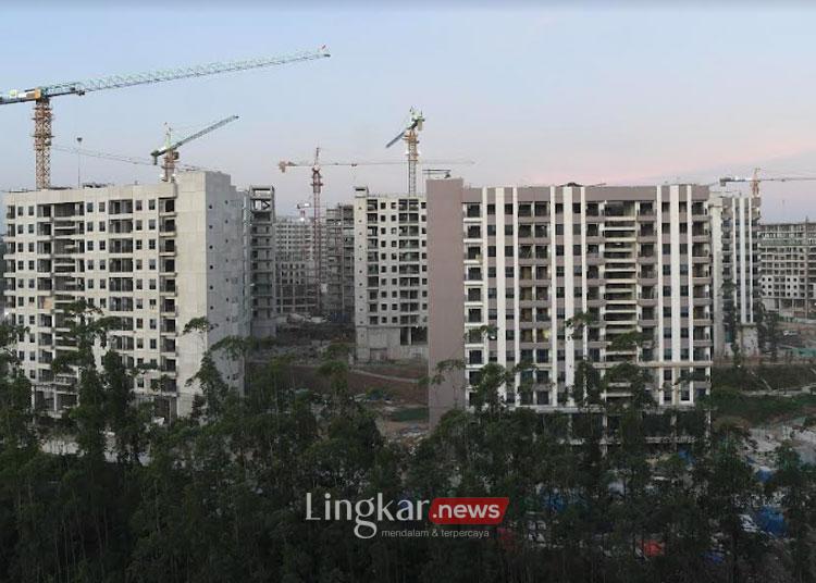 PERSIAPKAN INFRASTRUKTUR: Suasana pembangunan rumah susun (rusun) hunian ASN di Ibu Kota Nusantara (IKN), Penajam Paser Utara, Kalimantan Timur, Jumat, 13 September 2024 lalu. (Antara/Lingkar.news)