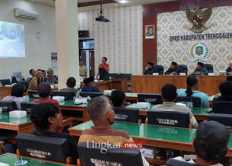 Langganan Banjir karena Pendangkalan Sungai, Warga Trenggalek Mengadu ke DPRD