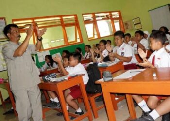 Bukan Kenaikan Gaji, 606 Ribu Guru Bakal Terima Tunjangan Sertifikasi Tahun 2025