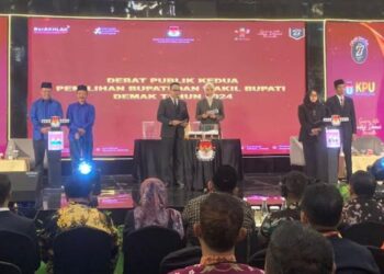 Debat Pilbup Demak, Edy Sayudi dan Eisti’anah Soroti Isu Pertanian-Kesehatan