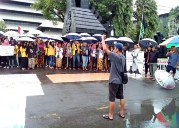 Konflik Masalah Tambang, JMPPK Rembang Demo di Kawasan PT KRI Besok 3 Konflik Masalah Tambang, JMPPK Rembang Demo di Kawasan PT KRI Besok