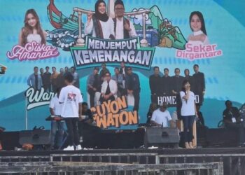 Paslon Pilbup Rembang Vivit-Umam Komitmen Fasilitasi Kreativitas Seniman 10 Paslon Pilbup Rembang Vivit-Umam Komitmen Fasilitasi Kreativitas Seniman