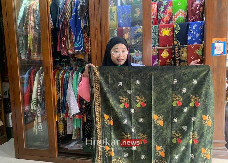 Sediakan Batik Demakan, LEA Collection Jadi Jujugan Wisatawan Peroleh Cendera Mata