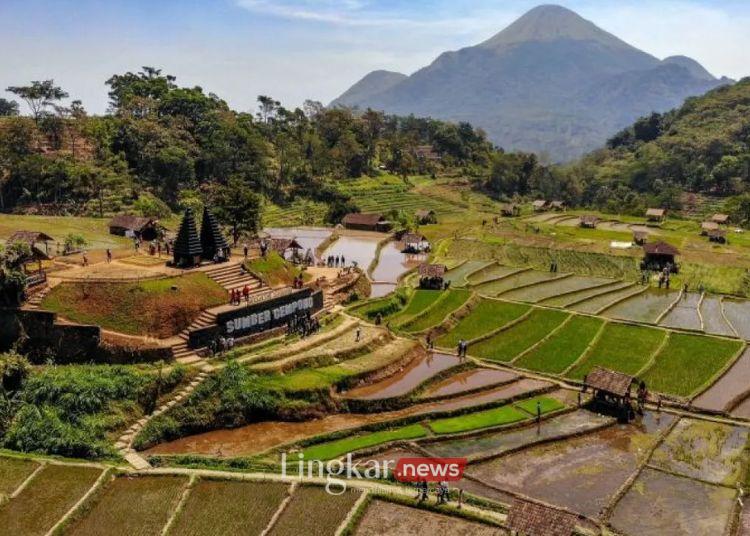 ILUSTRASI: Foto udara suasana di Desa Wisata Ketapanrame, Mojokerto, Jawa Timur. (Antara/Lingkar.news)