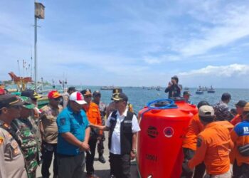Buntut Pipa PDAM Terputus, Warga Probolinggo Hampir 2 Pekan Krisis Air Bersih