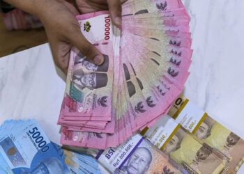 Cek Daftar UMSK dan UMK Jateng 2025, Berapa Upah di Daerahmu?