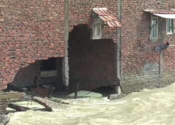 Puluhan Rumah di Demak Rusak Dihantam Gelombang Pasang