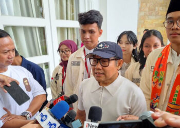 Menko Muhaimin: Masyarakat yang Kesulitan Biaya Sekolah Segera Lapor Pemerintah