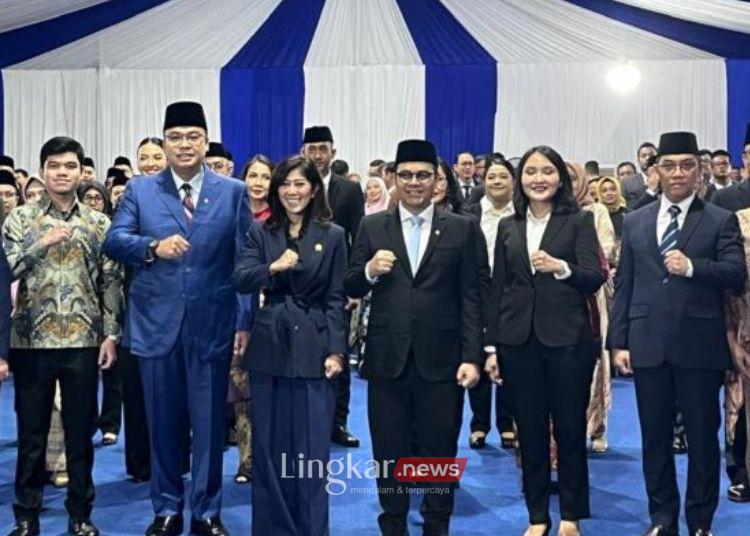 Menteri Komunikasi dan Digital Meutya Hafid (tengah) dalam acara pelantikan dan pengambilan sumpah janji jabatan pejabat pimpinan tinggi madya dan pimpinan tinggi Pratama di lingkungan Kementerian Komunikasi dan Digital di Kantor Kementerian Komdigi, Jakarta, Senin, 13 Januari 2025. (Antara/Lingkar.news)