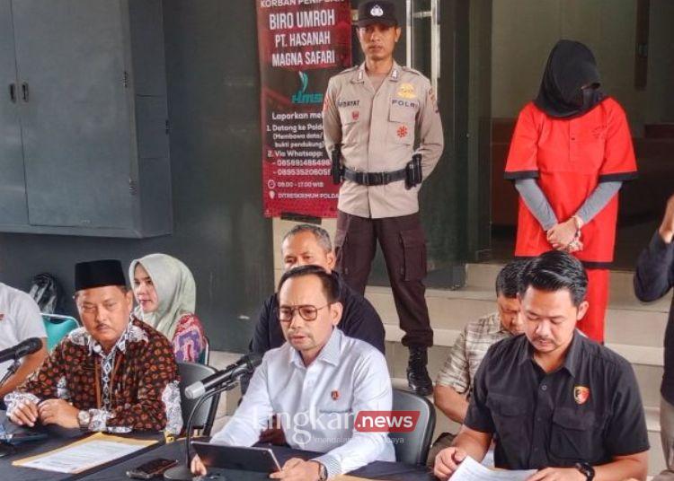 KONFERENSI PERS: Polda DIY menggelar konferensi pers kasus penipuan dan penggelapan pemberangkatan umrah di Mapolda DIY, Sleman, D.I. Yogyakarta, Kamis, 23 Januari 2025. (Antara/Lingkar.news)