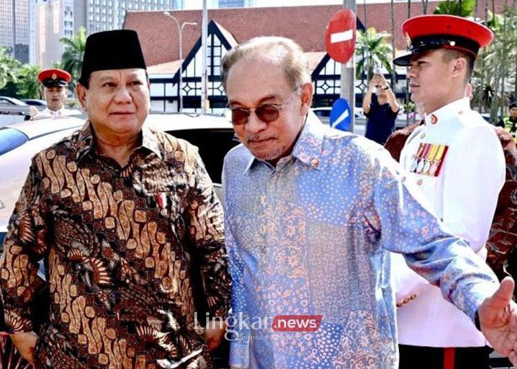 Seskab Teddy Bocorkan Isi Pembicaraan Presiden Prabowo dan PM Malaysia