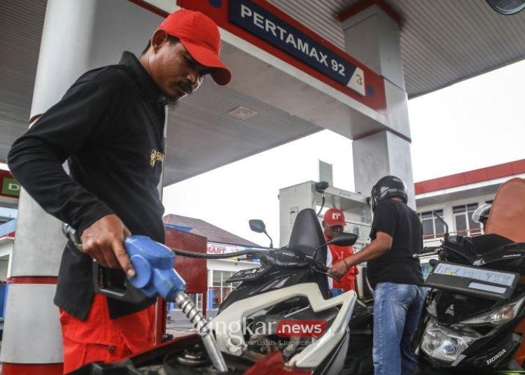 Pertamina Diduga Oplos Pertalite Jadi Pertamax Bikin Masyarakat Geram