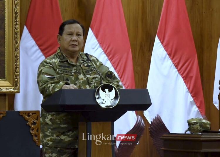 Presiden RI Prabowo Subianto saat memberi arahan kepada kepala daerah dalam penutupan agenda retret di Akmil Magelang, Jawa Tengah, Jumat, 28 Februari 2025. (Dok. Puspen Kemendagri/Lingkar.news)