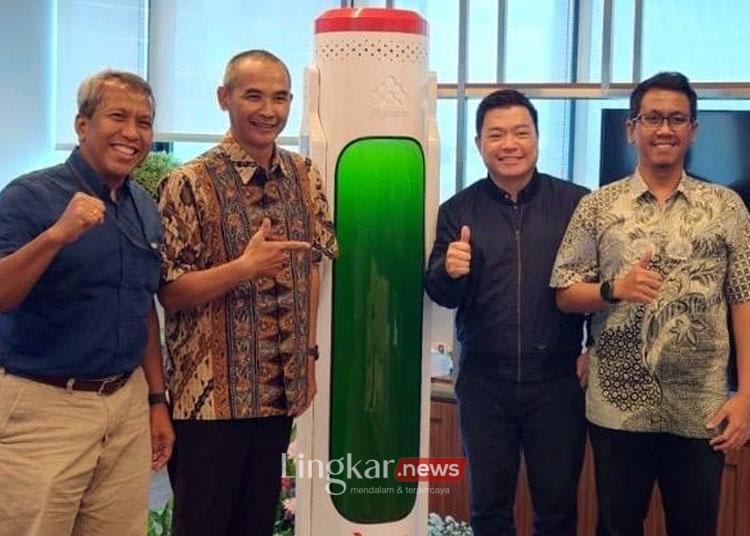 Para peneliti dari Pusat Studi Energi (PSE) Universitas Gadjah Mada (UGM) menciptakan inovasi bernama "Microforest" sebagai teknologi penyerap karbon dioksida (HO UGM)