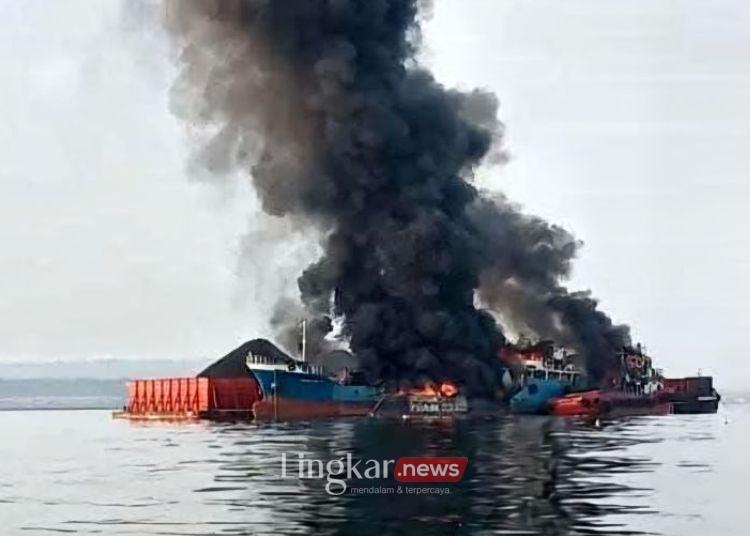 2 Korban Tewas Kebakaran Kapal di Lamongan Masih Diidentifikasi