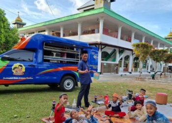 Tingkatkan Minat Baca Anak di Manokwari, Mobil Pusling Hadir di Masjid