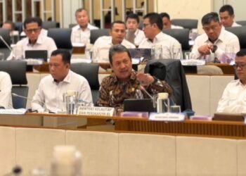 Bantah Nelayan Kecil Tolak VMS, Menteri Trenggono: Enggak Ada Protes