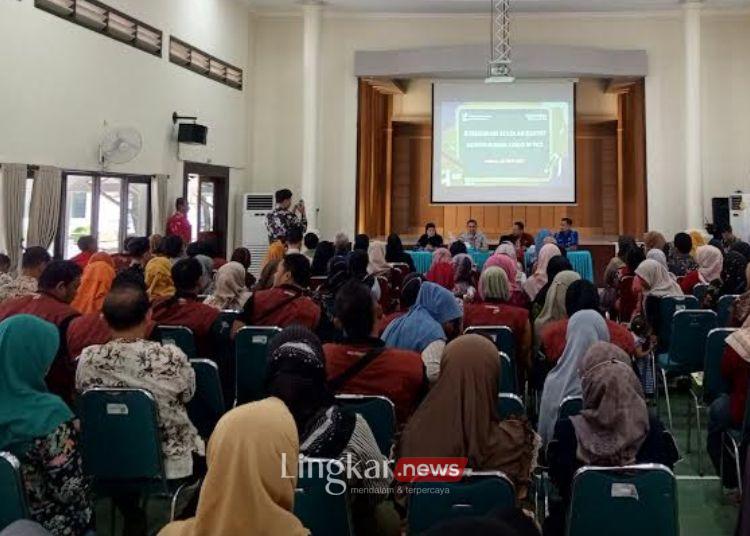 SOSIALISASI: Suasana sosialisasi dan penjaringan calon peserta didik sekolah rakyat di Sentra Margo Laras, Margorejo, Pati pada Selasa 15 April 2025. (Setyo Nugroho/Lingkar.news)