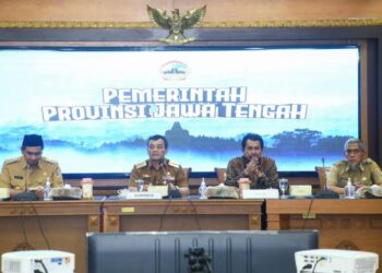 Ahmad Luthfi Sebut Jalan Tol Solusi Rob di Demak dan Semarang