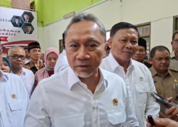 Menko Pangan Zulhas ke Semarang Tinjau Pembentukan Kopdes Merah Putih 19 Menko Pangan Zulhas ke Semarang Tinjau Pembentukan Kopdes Merah Putih