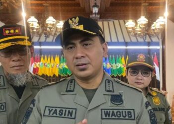 Taj Yasin Tegas Tidak Kirim Anak Bermasalah ke Barak Militer 17 Taj Yasin Tegas Tidak Kirim Anak Bermasalah ke Barak Militer