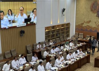 Menteri Koperasi Bantah Gaji Pengurus Kopdes Merah Putih Rp 8 Juta
