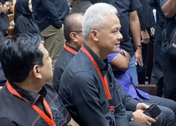 Ganjar Hadir di Sidang Perkara Korupsi Hasto Kristiyanto