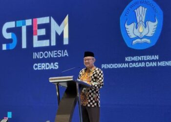 Jam Belajar dan Masuk Sekolah Harus Sesuai Aturan Kemendikdasmen