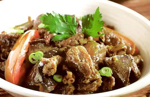 Dari Sate Bandeng hingga Rabeg, Makanan Khas Banten yang Wajib Dicoba! 3 Dari Sate Bandeng hingga Rabeg, Makanan Khas Banten yang Wajib Dicoba!