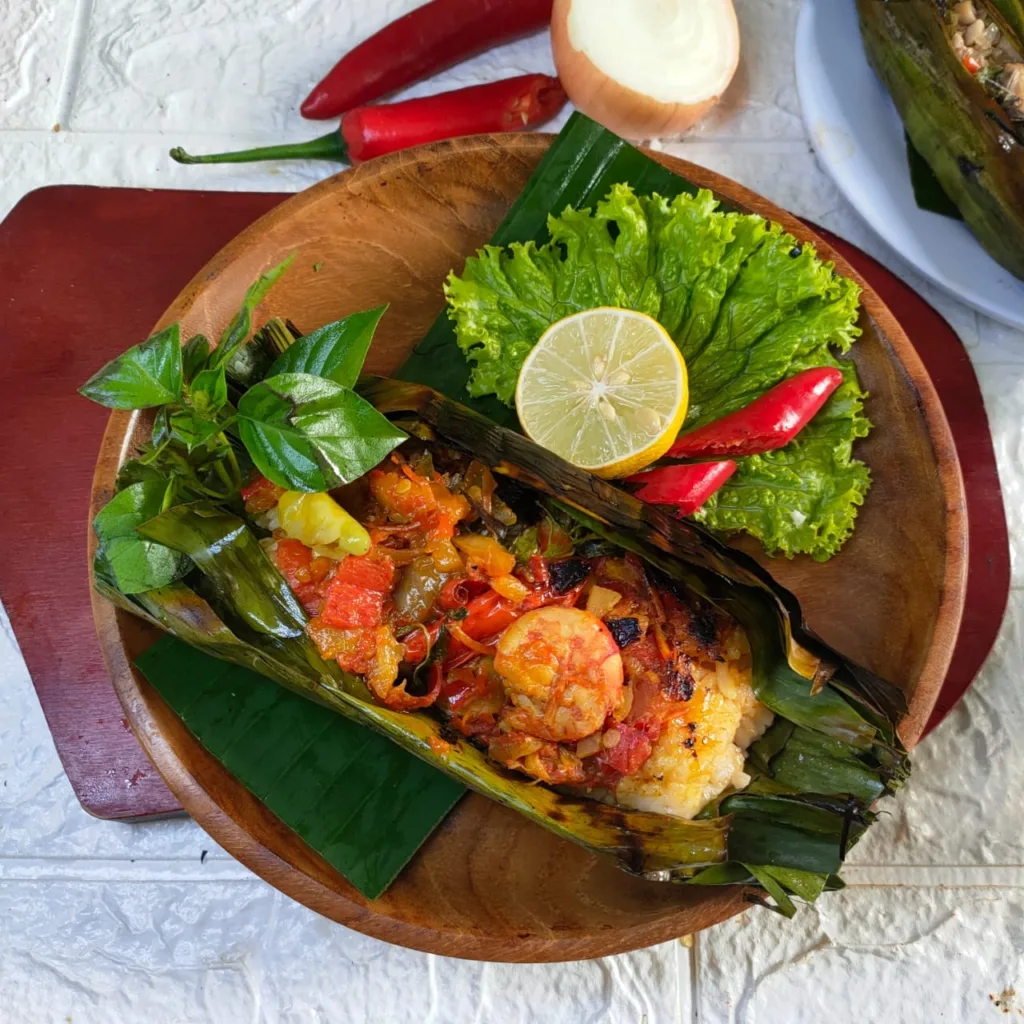 Dari Sate Bandeng hingga Rabeg, Makanan Khas Banten yang Wajib Dicoba! 5 Dari Sate Bandeng hingga Rabeg, Makanan Khas Banten yang Wajib Dicoba!