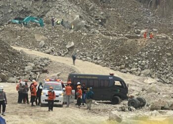 Longsor Tambang Gunung Kuda Cirebon Tewaskan 19 Orang, 6 Masih Hilang