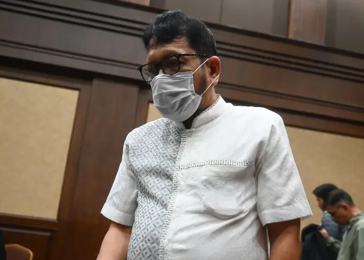 Mantan pejabat MA, Zarof Ricar, yang menjadi terdakwa kasus dugaan suap vonis bebas Gregorius mengikuti sidang vonis di Pengadilan Tipikor Jakarta pada Rabu, 18 Juni 2025. (ANTARA/Lingkar.news)