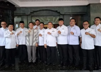 Bupati Pati Sudewo Bersama Pengurus Apkasi Temui Mendagri