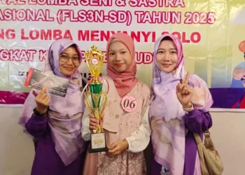Digembleng Intensif, Siswa SDIT Al Islam Juara Nyanyi FLS3N Kudus