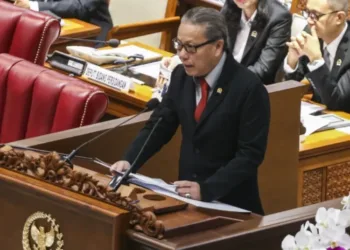 DPR Desak OJK-PPATK Jelaskan ke Publik soal Pemblokiran Rekening