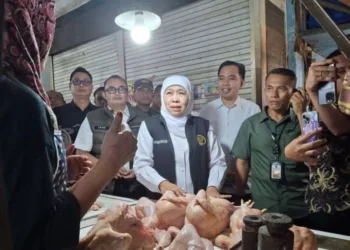 BBM Sempat Langka, Khofifah Pastikan Harga Sembako di Jember Kembali Stabil