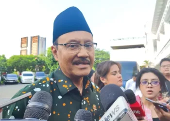 Kemensos Cabut Bansos 200 Ribu Warga Terlibat Judol