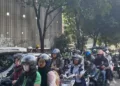 Urai Macet di TB Simatupang, Pemkot Jaksel Gandeng Polisi-Sudin Sosial 3 Urai Macet di TB Simatupang, Pemkot Jaksel Gandeng Polisi-Sudin Sosial