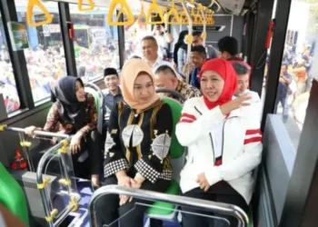 Rayakan HUT RI ke-80, Gubernur Khofifah Gratiskan Bus Trans Jatim Selama 2 Hari