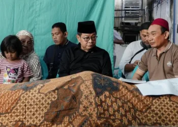 Pramono Melayat ke Rumah Affan dan Pastikan Tanggung Biaya Perawatan Korban Luka
