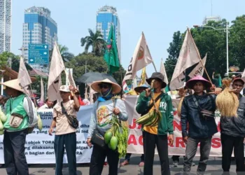 Ribuan Petani Aksi di Kawasan Patung Kuda Kencana, Tuntut Perhatian Pemerintah