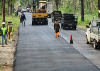 Jateng Genjot Infrastruktur Jalan, Pengamat : Umur Jalan Harus Dijaga Bersama