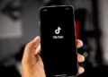 Kemkomdigi Bekukan Izin TikTok Gegara Langgar Regulasi PSE 7 Kemkomdigi Bekukan Izin TikTok Gegara Langgar Regulasi PSE
