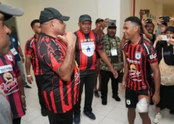 Gubernur Papua Akan Carikan Sponsor Bagi Persipura