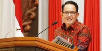 Pemprov Jatim Hentikan Pemungutan Pajak Alat Berat karena Potensi Penerimaan Kecil 4 Pemprov Jatim Hentikan Pemungutan Pajak Alat Berat karena Potensi Penerimaan Kecil