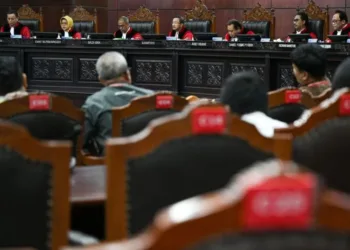 Anggota Polri Aktif Dilarang Rangkap Jabatan Sipil, MK: Harus Pensiun